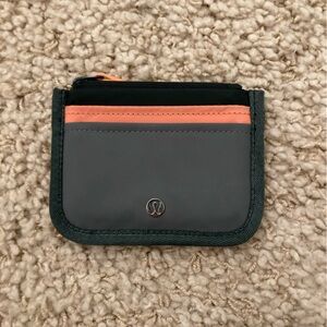 lululemon wallet